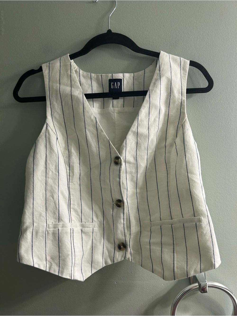 Gap linen-blend co-ord set pinstripe vest and matching wide-leg trousers - Picture 5 of 14